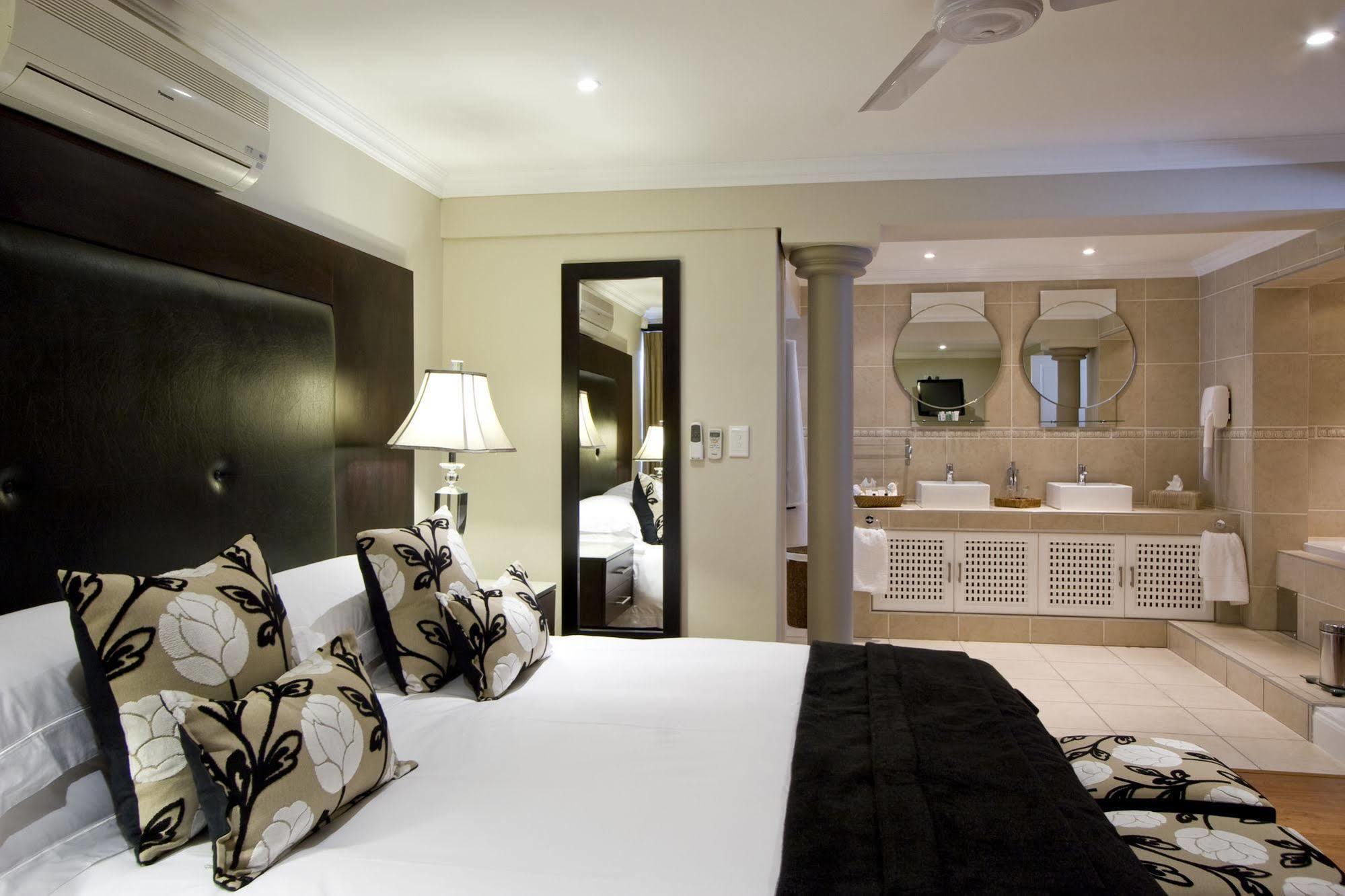 Forest Manor Boutique Guesthouse Umhlanga Rocks Esterno foto