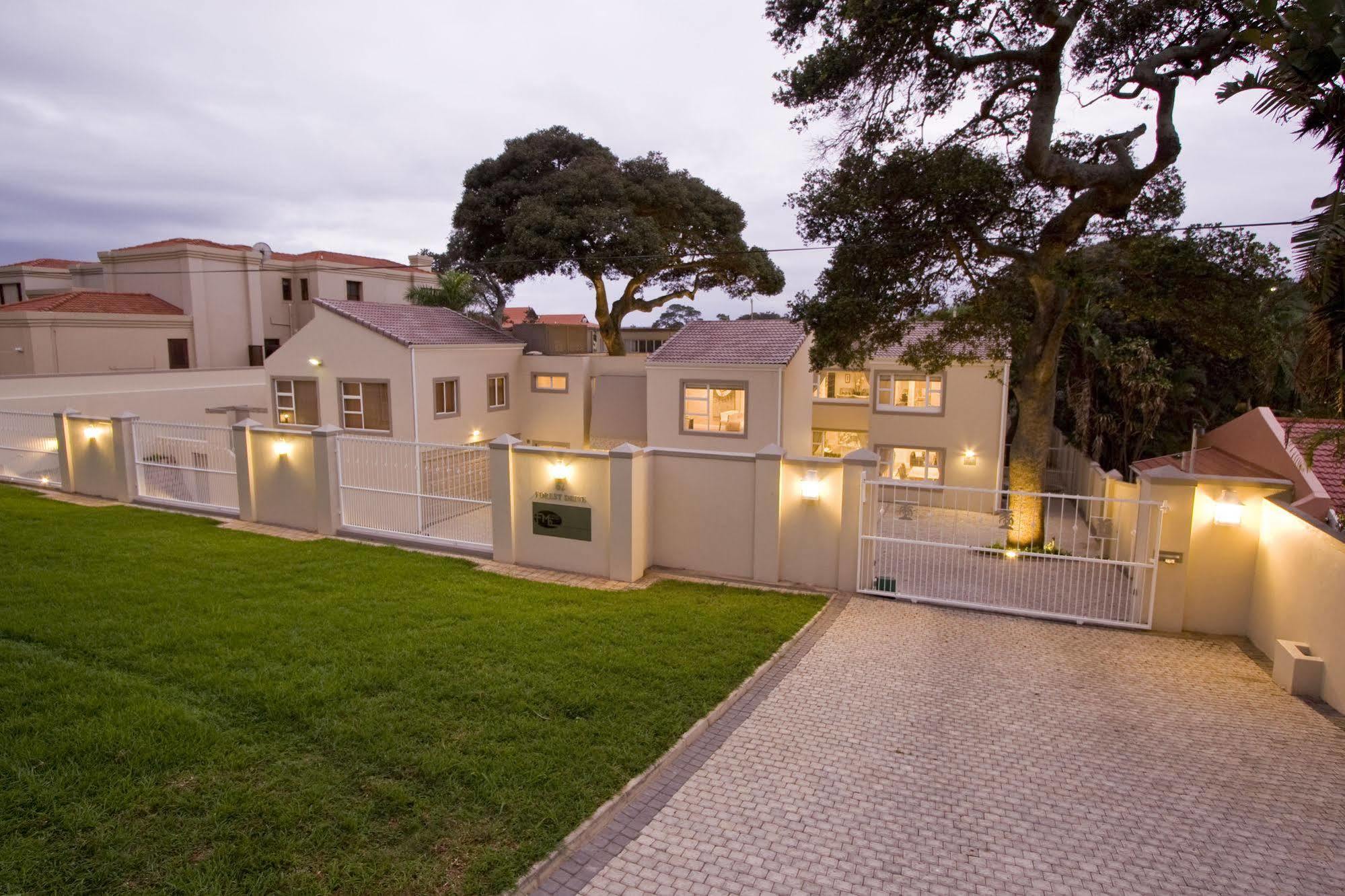 Forest Manor Boutique Guesthouse Umhlanga Rocks Esterno foto